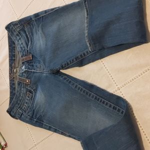 Bebe Cropped leg jeans size 27